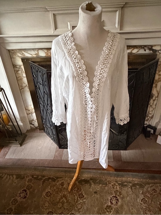 La Blanca Other - La Blanca White Crochet-Trim Beach Tunic
